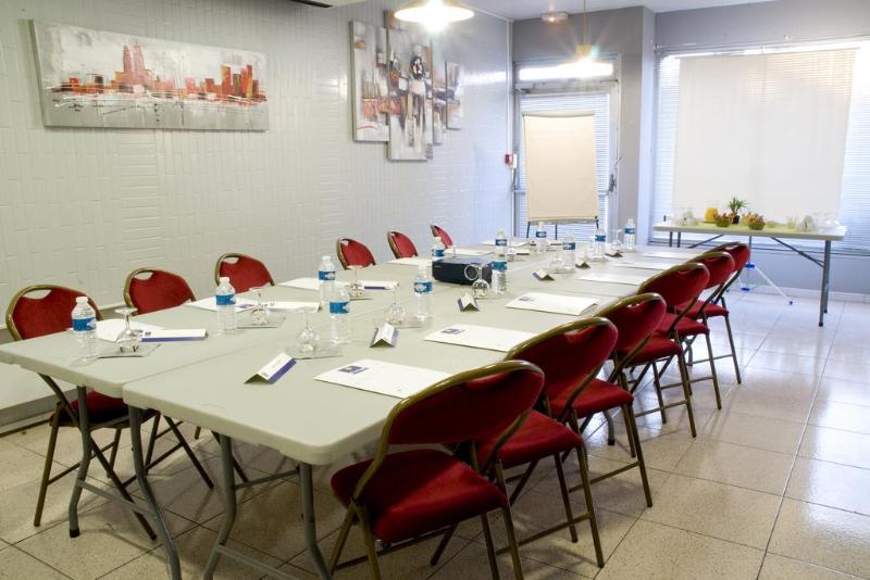 Kyriad Marseille Ouest Martigues - Genel