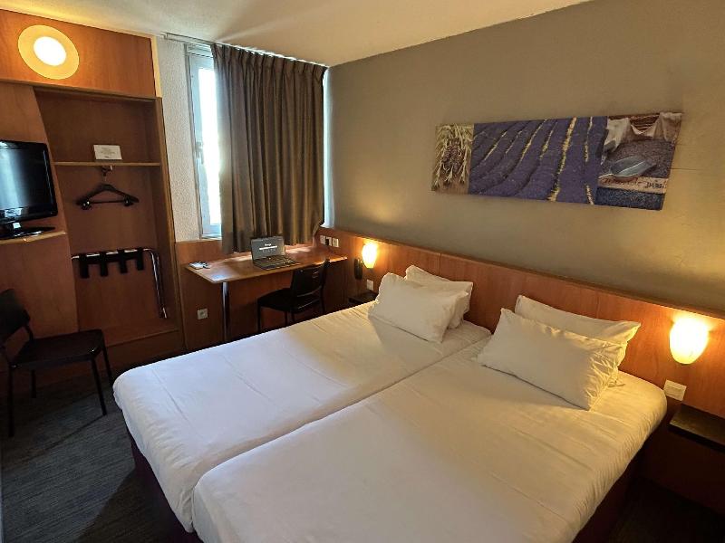 Kyriad Marseille Ouest Martigues - Oda