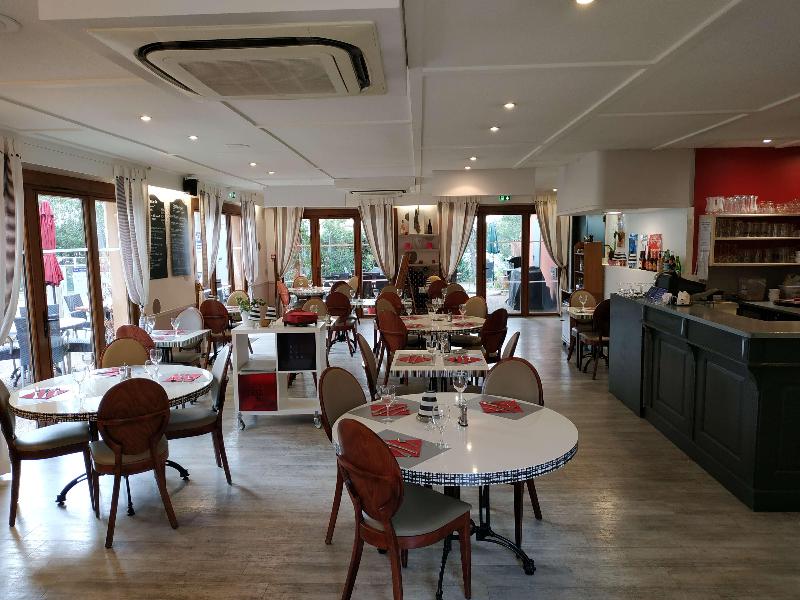 Kyriad Montpellier Nord Parc Euromedecine - Restoran
