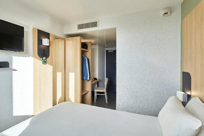 B&B HOTEL Paris Nord Gonesse Parc Des Expos - Oda