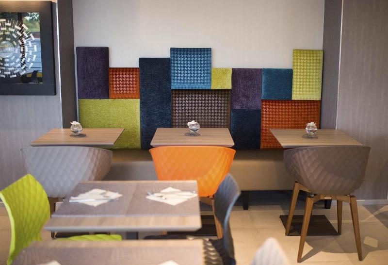 ibis Styles Saint-Quentin - Restoran