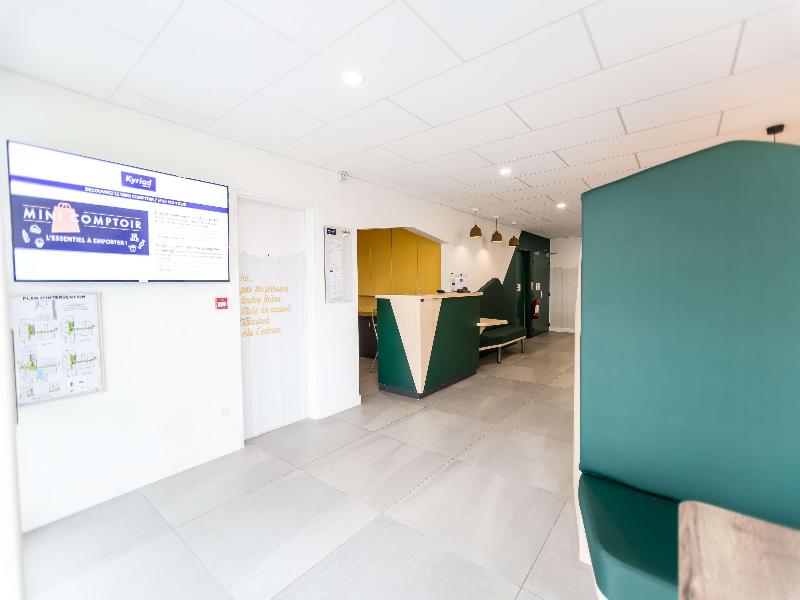 Ibis Styles Clermont Ferrand Sud La Pardieu - Lobi