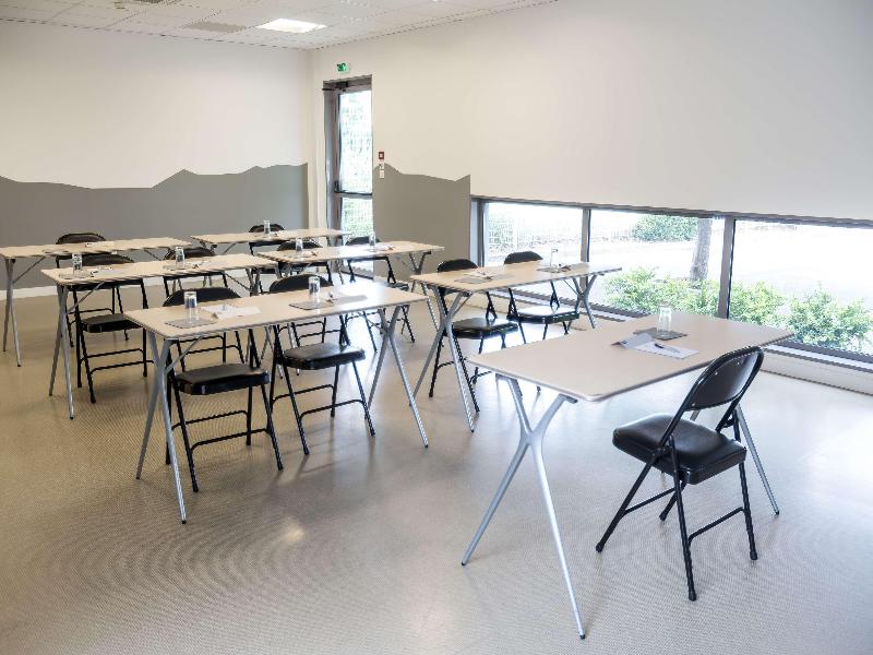 Ibis Styles Clermont Ferrand Sud La Pardieu - Toplantı