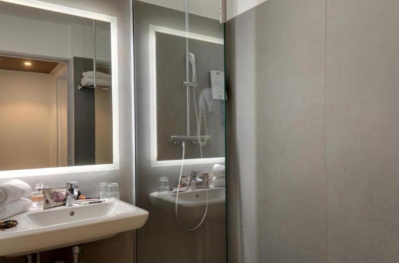 Ibis Styles Clermont Ferrand Sud La Pardieu - Oda