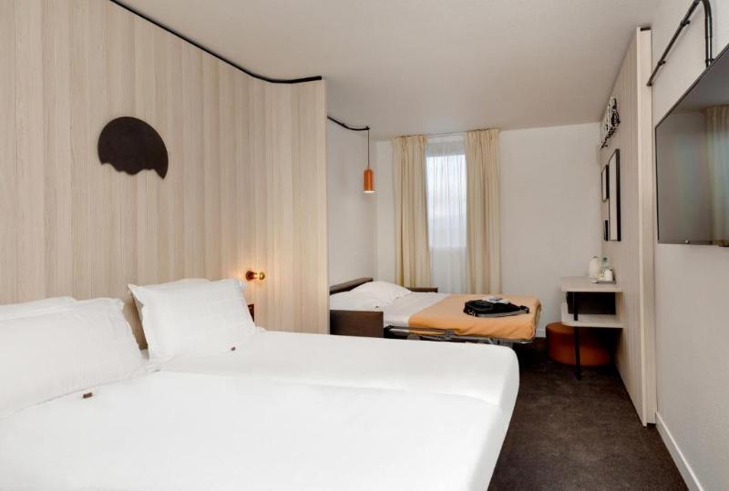Ibis Styles Clermont Ferrand Sud La Pardieu - Oda