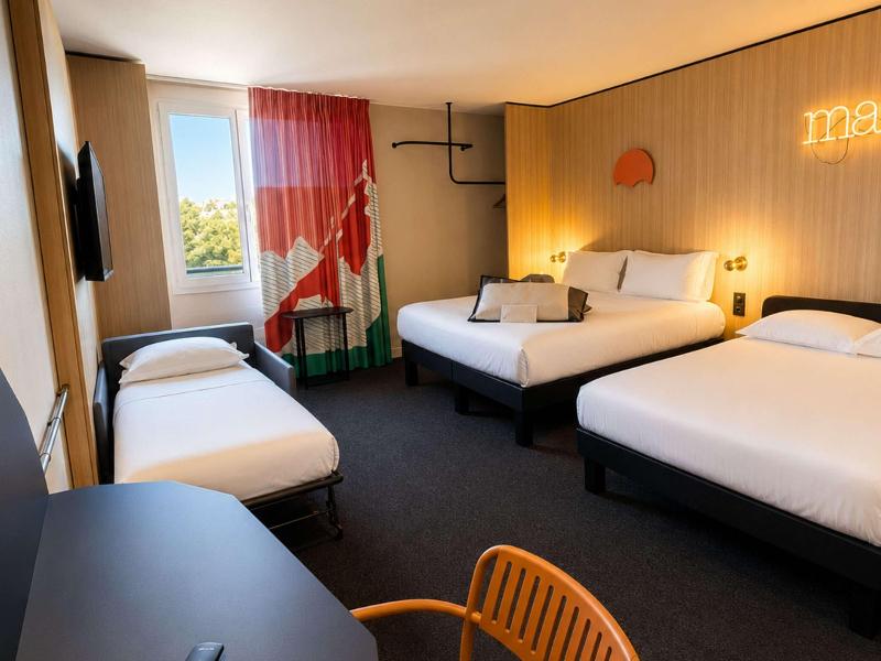 Ibis Styles Clermont Ferrand Sud La Pardieu - Oda