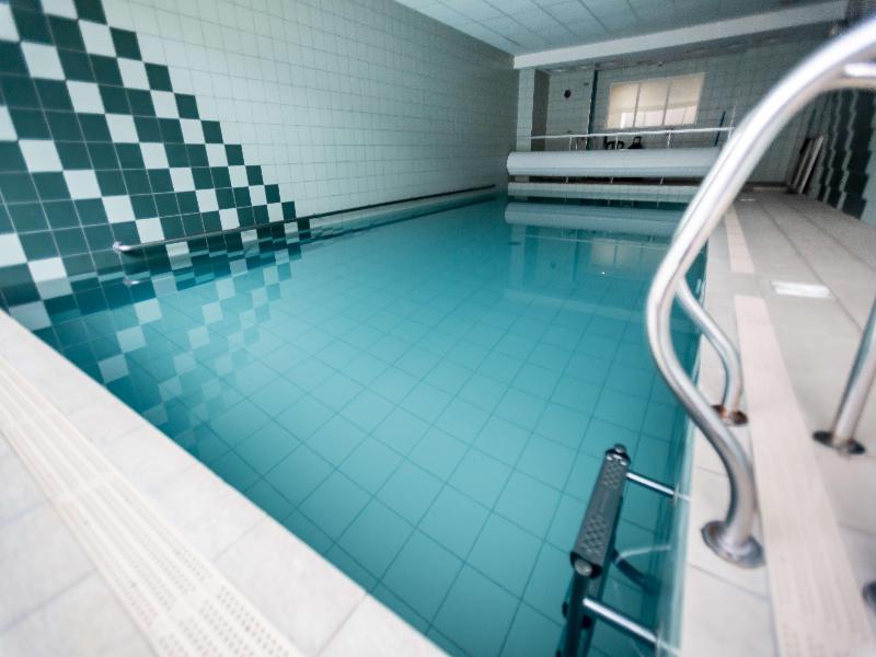 Ibis Styles Clermont Ferrand Sud La Pardieu - Havuz