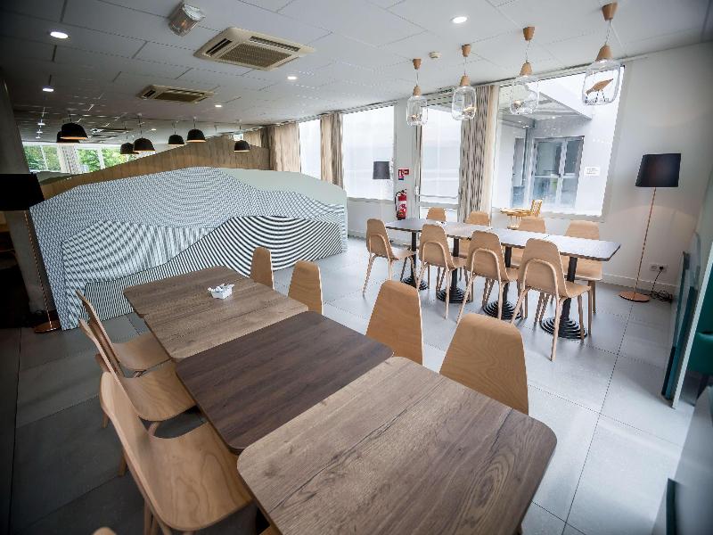 Ibis Styles Clermont Ferrand Sud La Pardieu - Restoran