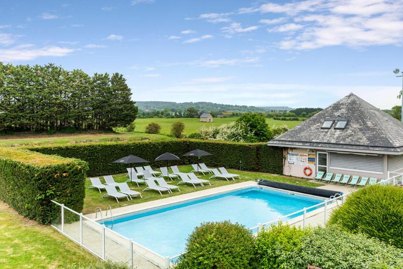 Kyriad Deauville Saint Arnoult - Havuz