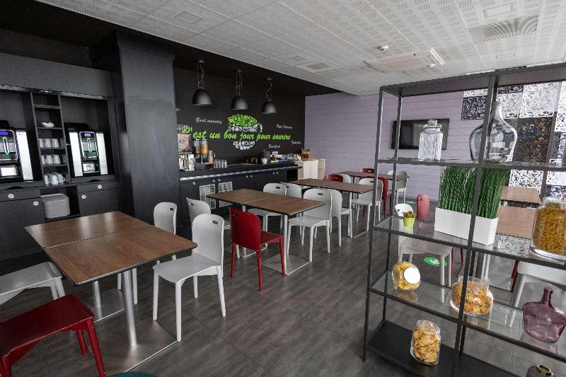 CAMPANILE BELFORT MONTBELIARD - Gare La Jonxion - Restoran