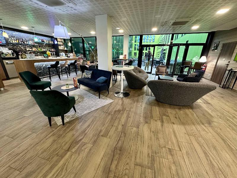 CAMPANILE BELFORT MONTBELIARD - Gare La Jonxion - Restoran