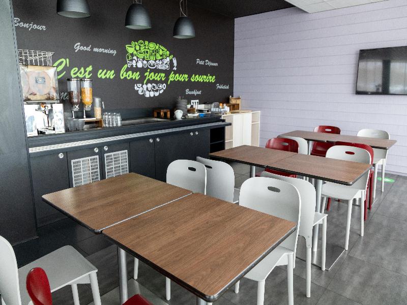 CAMPANILE BELFORT MONTBELIARD - Gare La Jonxion - Restoran