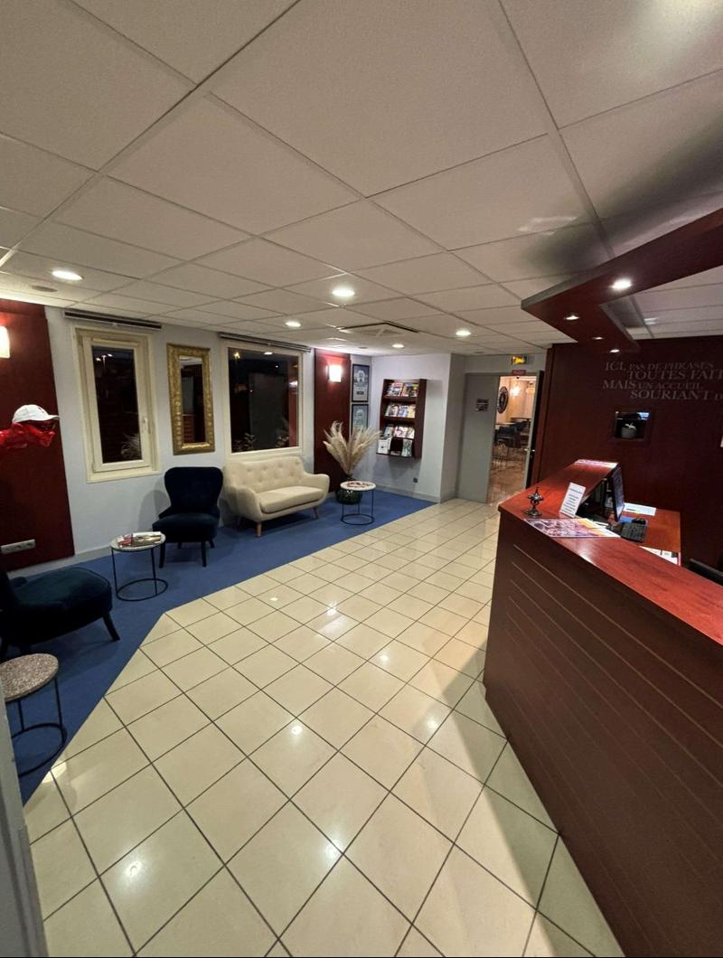Kyriad Bordeaux Lormont - Lobi