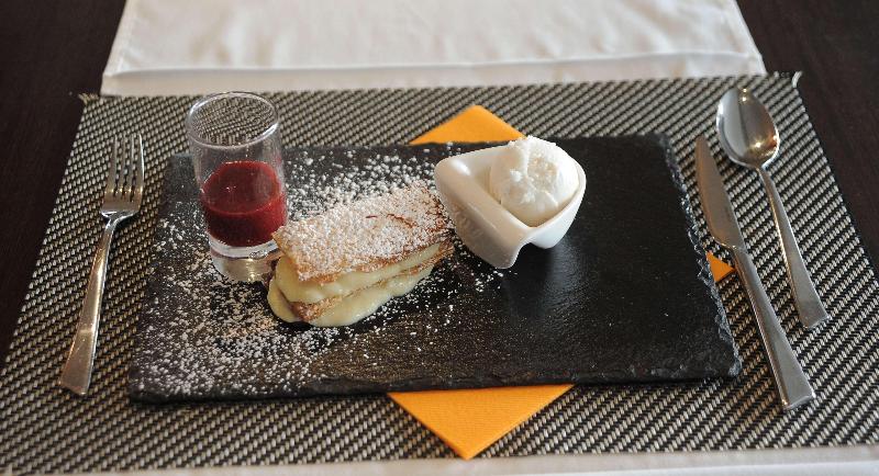 KYRIAD DIEPPE - Saint Aubin sur Scie - Restoran