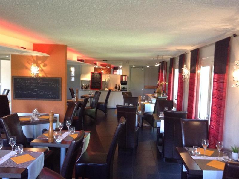 KYRIAD DIEPPE - Saint Aubin sur Scie - Restoran