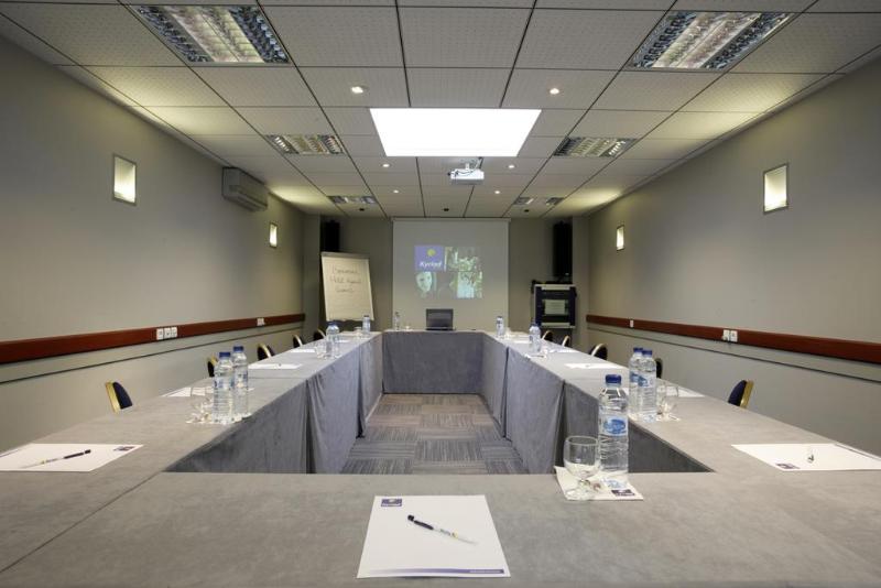 Kyriad Vannes Centre Ville - Toplantı
