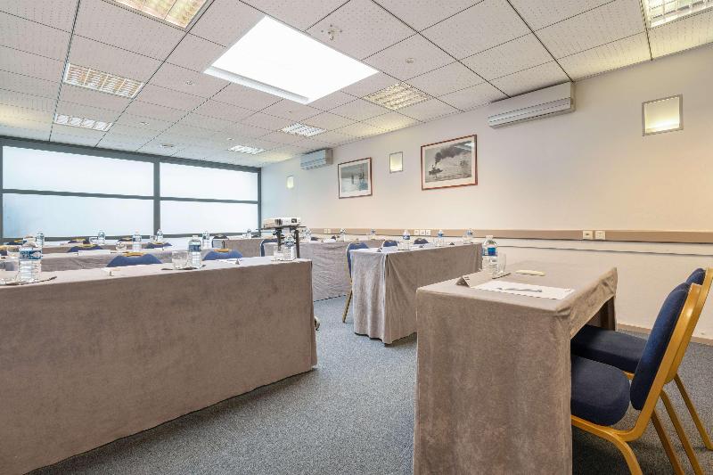 Kyriad Vannes Centre Ville - Toplantı