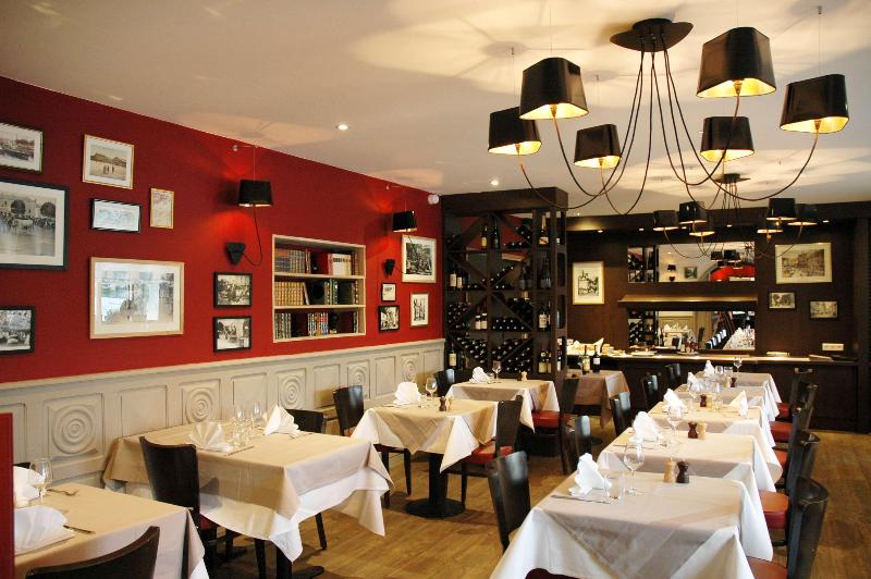 Kyriad Vannes Centre Ville - Restoran