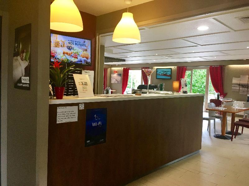 Campanile Villeneuve Sur Lot Pujols - Lobi