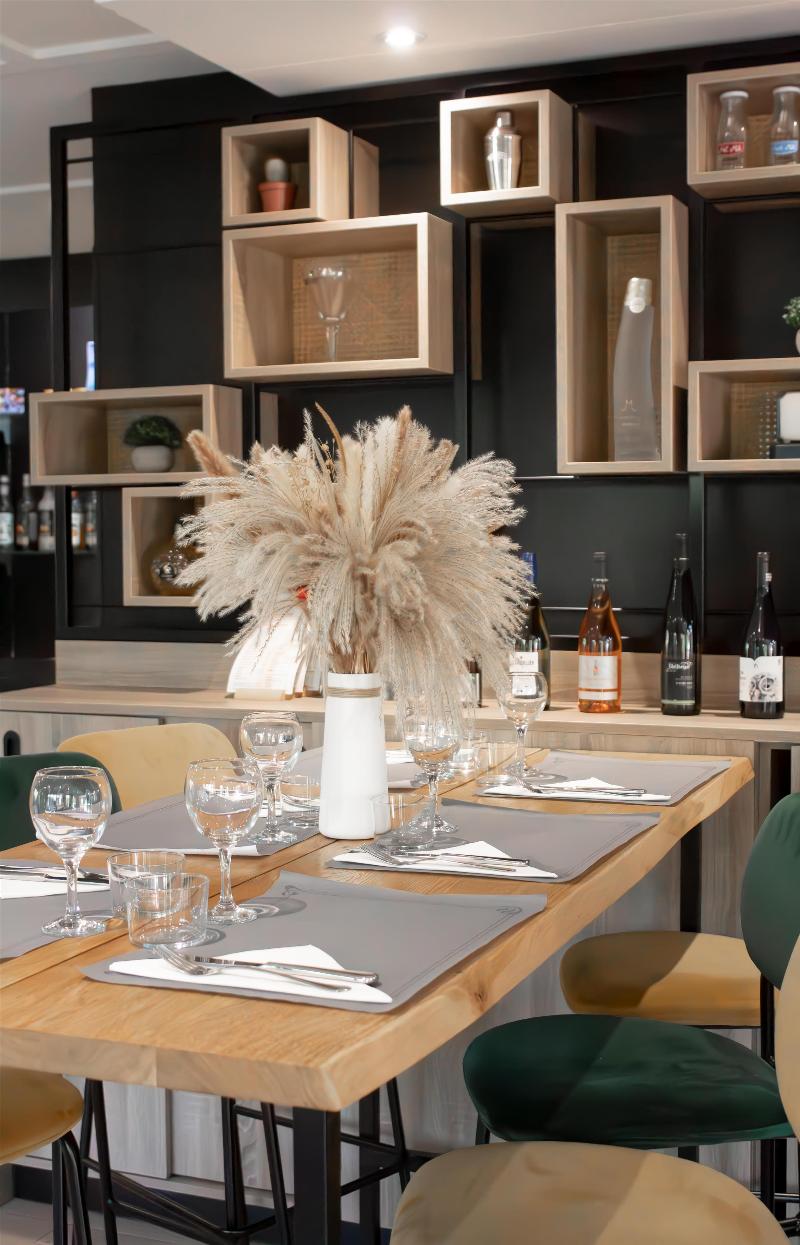 Campanile Villeneuve Sur Lot Pujols - Restoran