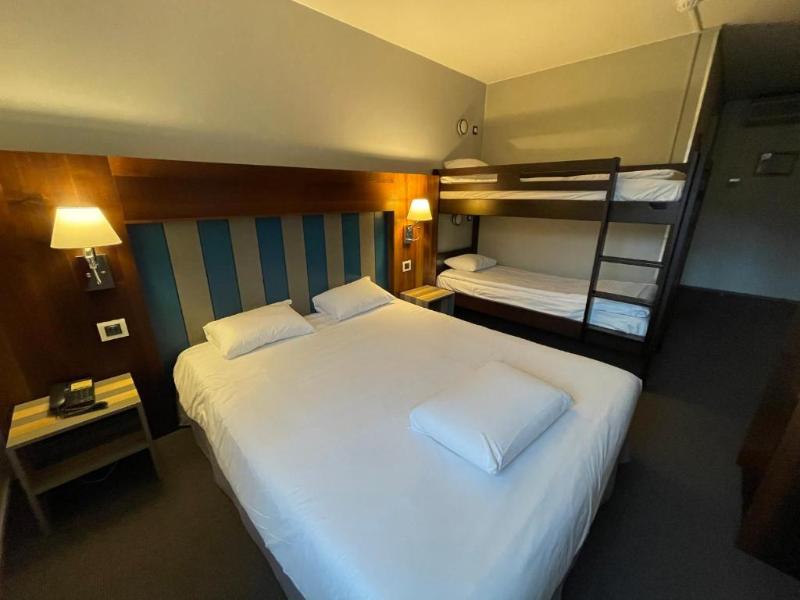 Logis Hotel le Neron - Oda