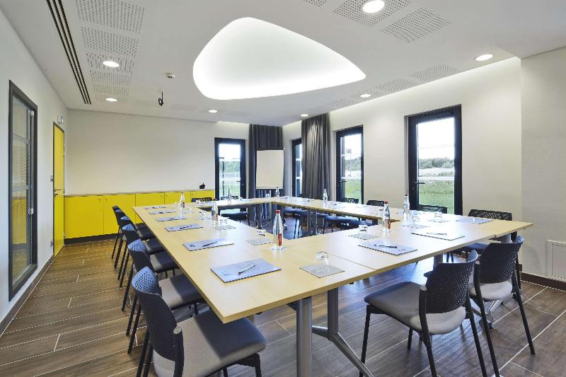 Kyriad Prestige PAU Zenith Palais des Sports - Toplantı