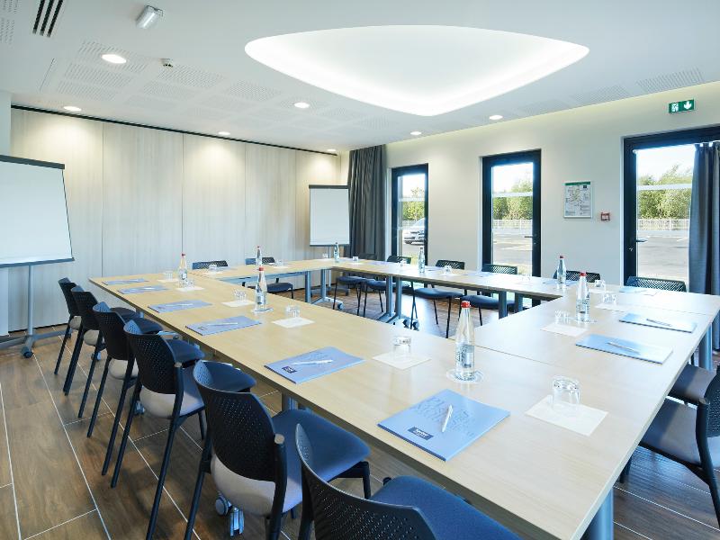 Kyriad Prestige PAU Zenith Palais des Sports - Toplantı