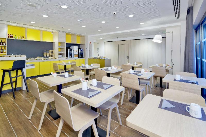Kyriad Prestige PAU Zenith Palais des Sports - Restoran