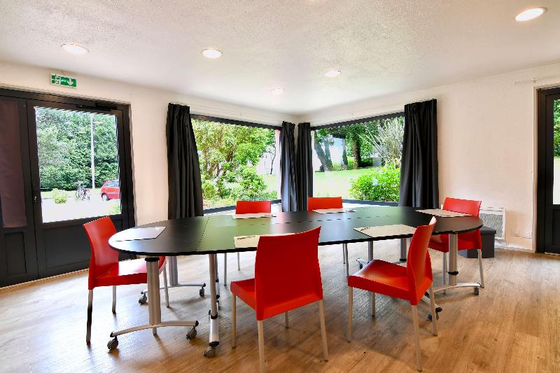 Kyriad Lannion Perros-Guirec - Toplantı