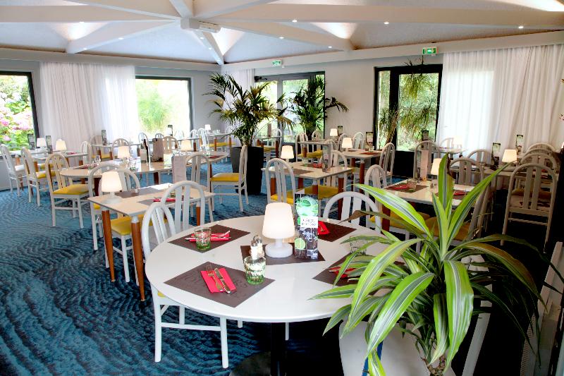 Kyriad Lannion Perros-Guirec - Restoran