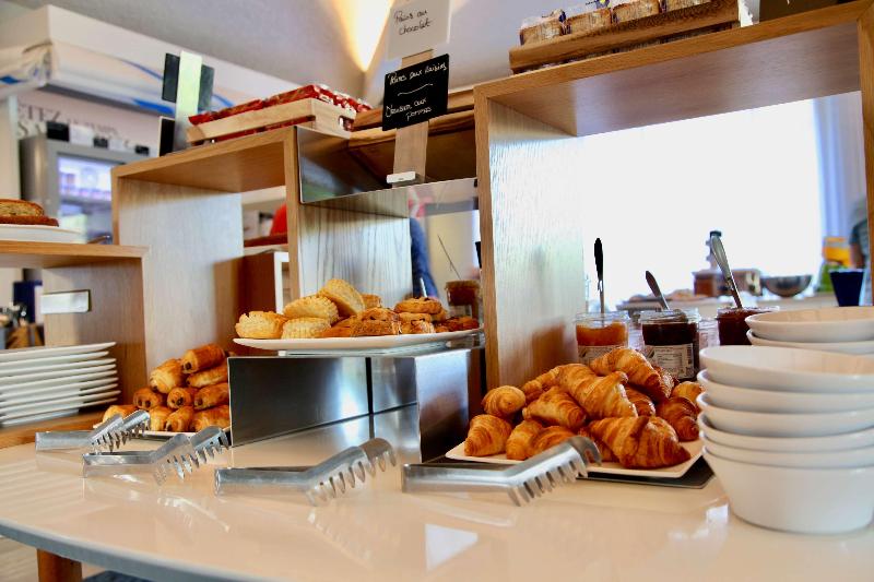 Kyriad Lannion Perros-Guirec - Restoran