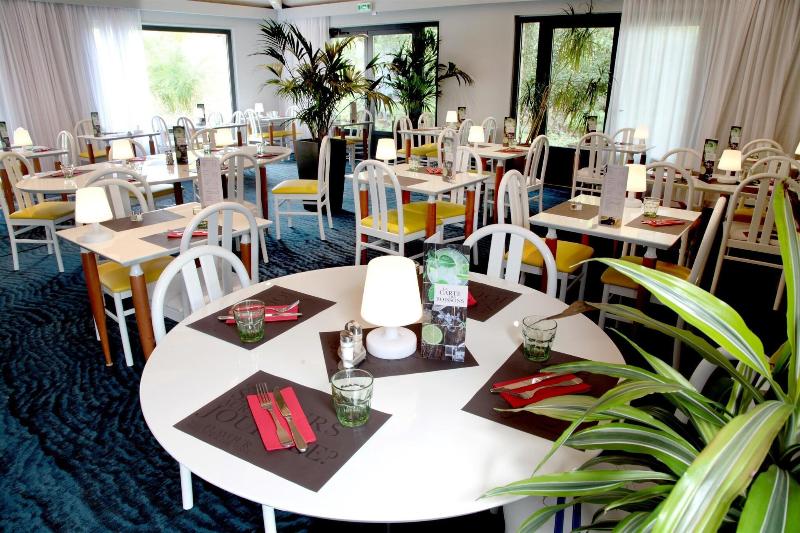 Kyriad Lannion Perros-Guirec - Restoran