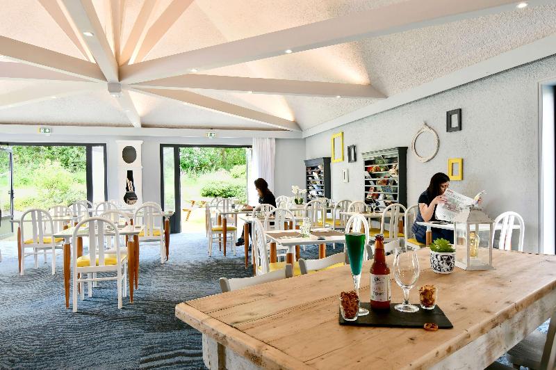 Kyriad Lannion Perros-Guirec - Restoran