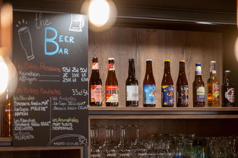 Kyriad Laval - Bar