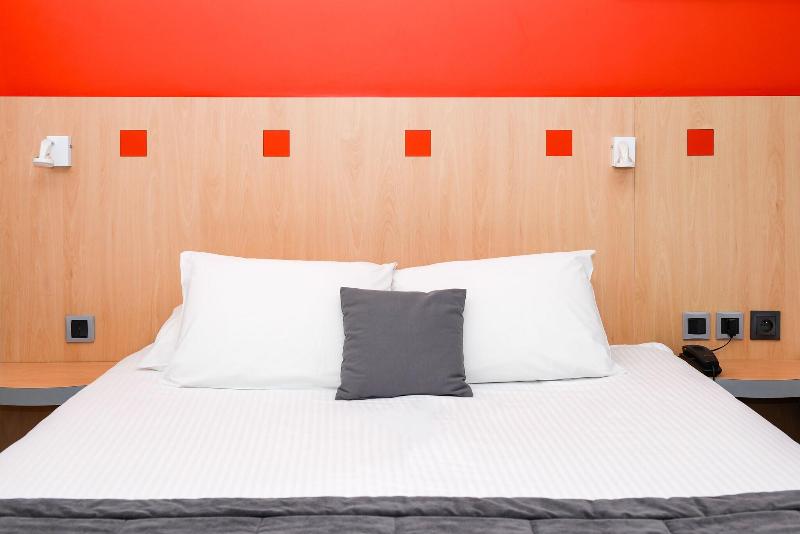 Kyriad Prestige Les Sables D'Olonne Plage - Plage - Oda