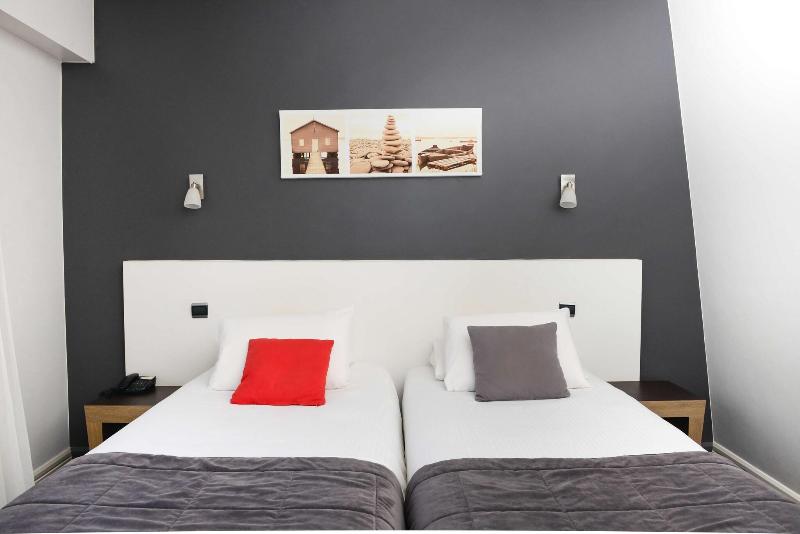 Kyriad Prestige Les Sables D'Olonne Plage - Plage - Oda