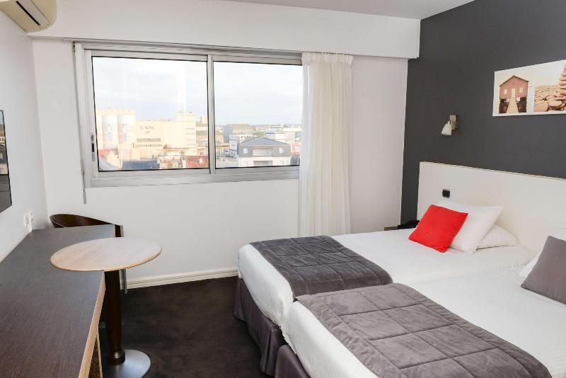 Kyriad Prestige Les Sables D'Olonne Plage - Plage - Oda