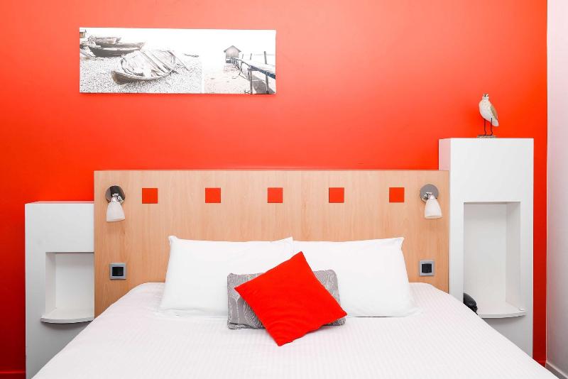 Kyriad Prestige Les Sables D'Olonne Plage - Plage - Oda