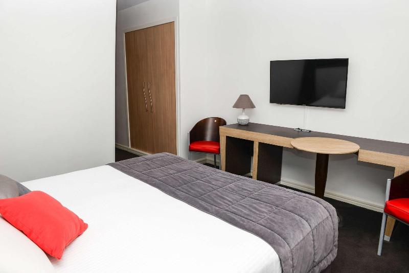 Kyriad Prestige Les Sables D'Olonne Plage - Plage - Oda