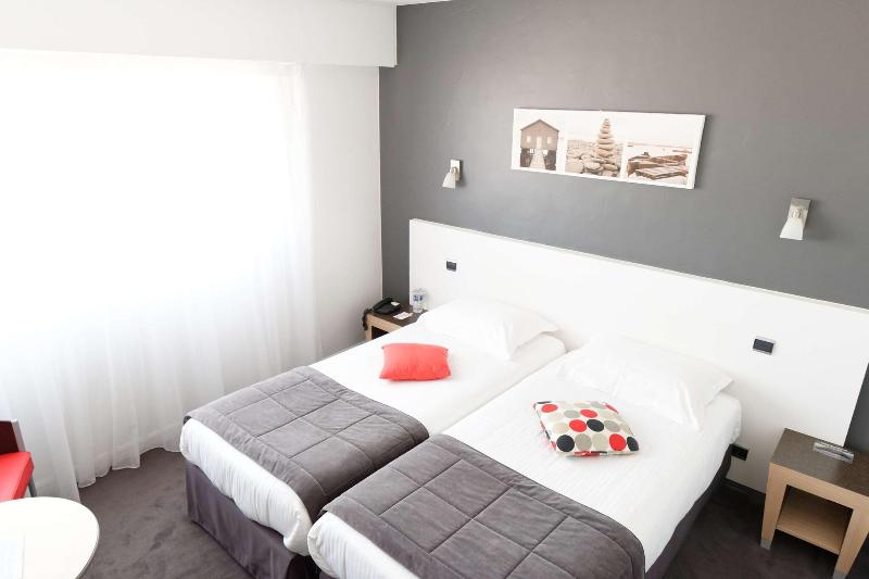 Kyriad Prestige Les Sables D'Olonne Plage - Plage - Oda