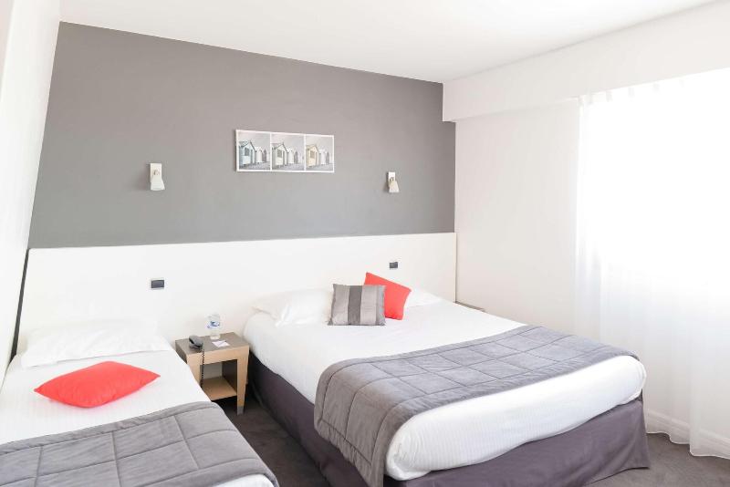 Kyriad Prestige Les Sables D'Olonne Plage - Plage - Oda