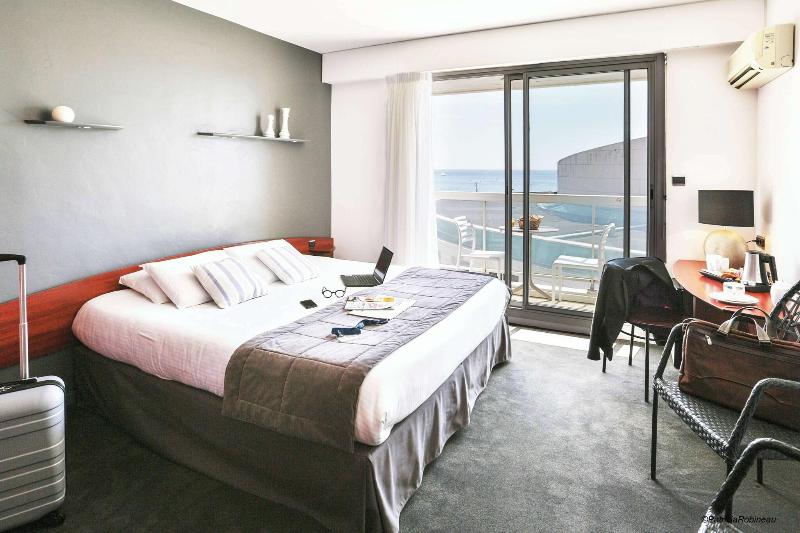 Kyriad Prestige Les Sables D'Olonne Plage - Plage - Oda
