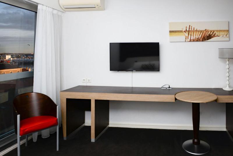 Kyriad Prestige Les Sables D'Olonne Plage - Plage - Oda