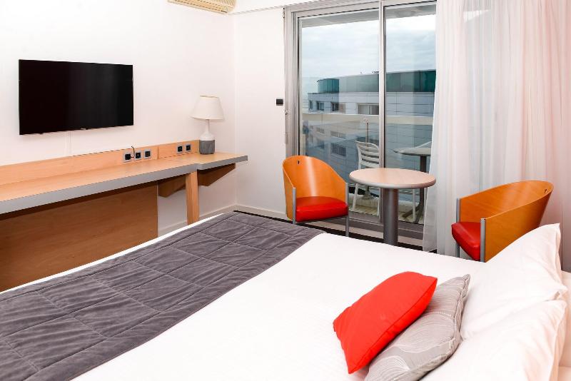 Kyriad Prestige Les Sables D'Olonne Plage - Plage - Oda