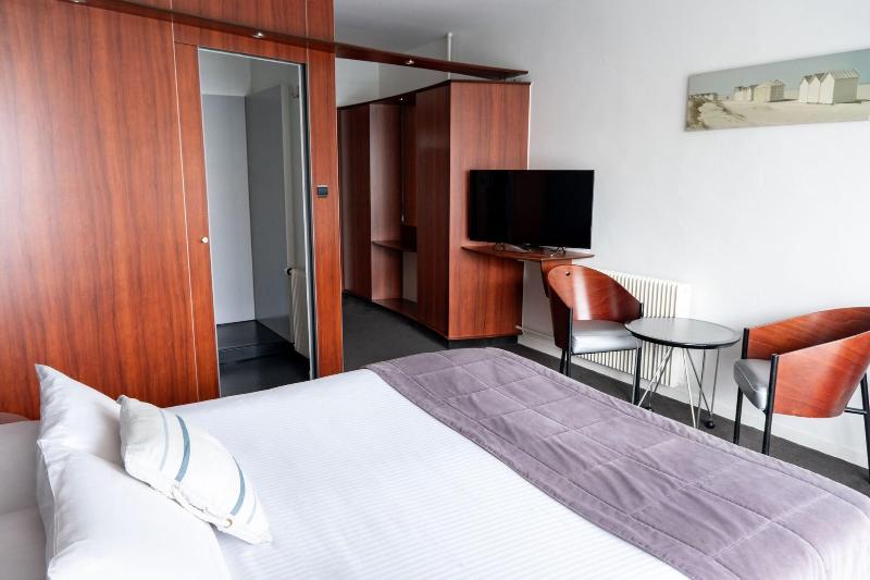 Kyriad Prestige Les Sables D'Olonne Plage - Plage - Oda