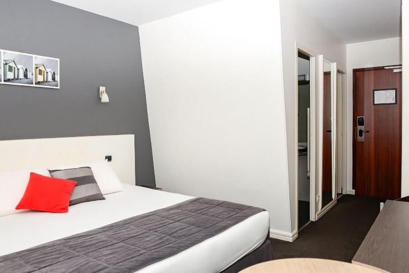 Kyriad Prestige Les Sables D'Olonne Plage - Plage - Oda