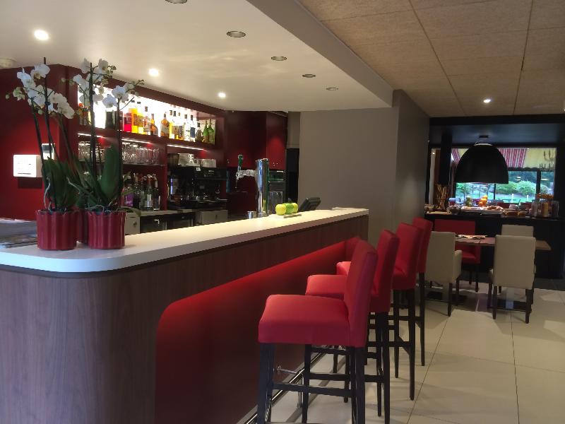 Campanile Reims Sud - Bezannes - Bar