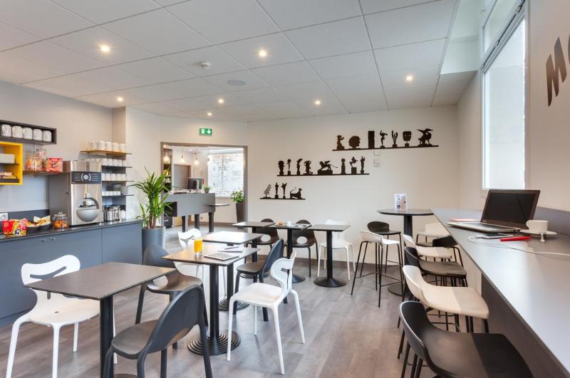 Kyriad Rennes Centre - Restoran