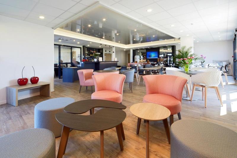 Kyriad Prestige Residence Cabourg Dives sur Mer - Lobi