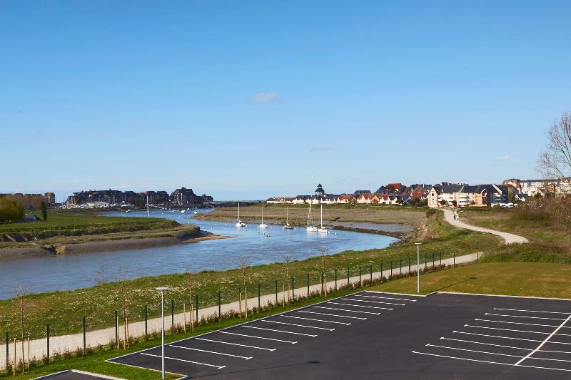 Kyriad Prestige Residence Cabourg Dives sur Mer - Genel